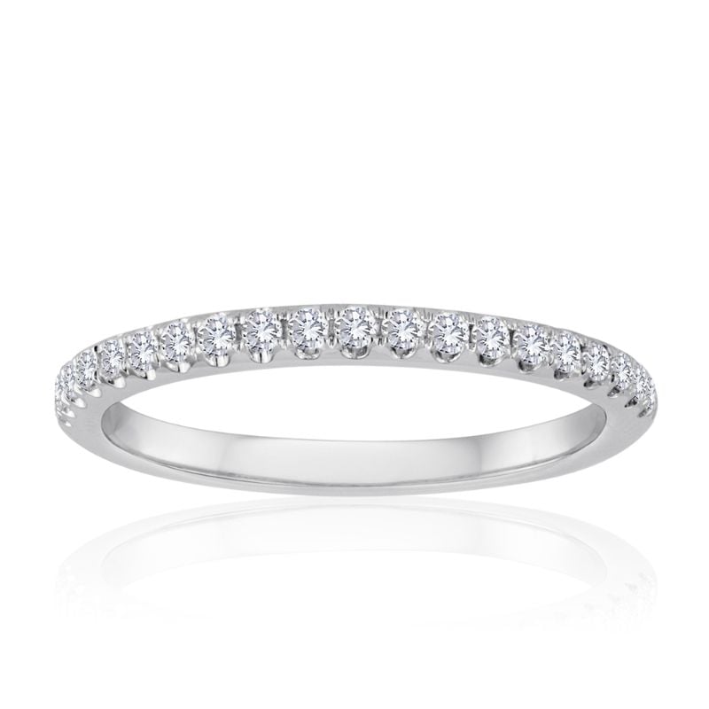 Round Diamond Pavé Band