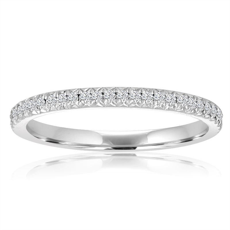 Round Diamond Pavé Band