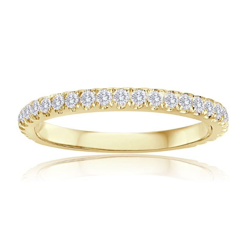 Round Diamond Pavé Band