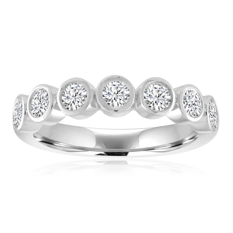 Round Diamond Bezel Set Band