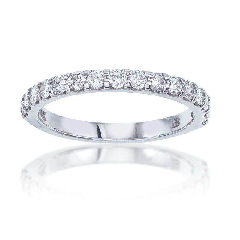 16 Stone Round Diamond Shared Prong Anniversary Band